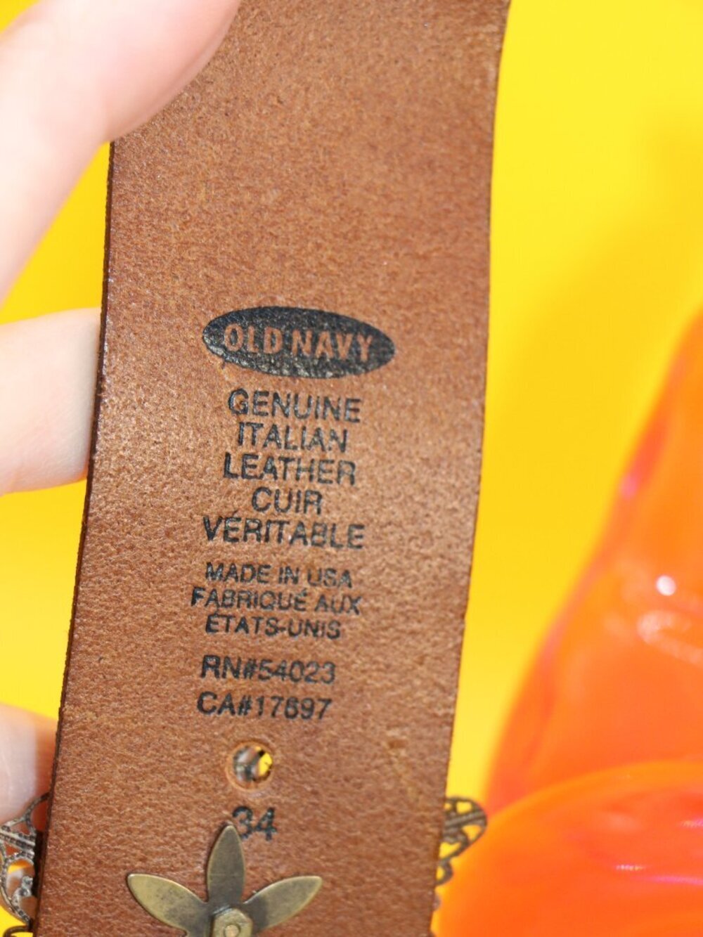Vntg. Old Navy Genuine Italian Leather Made in the USA Bracelet w/Floral Theme - Picture 3 of 5